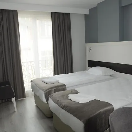 Pruva Prestige * Κοτύωρα